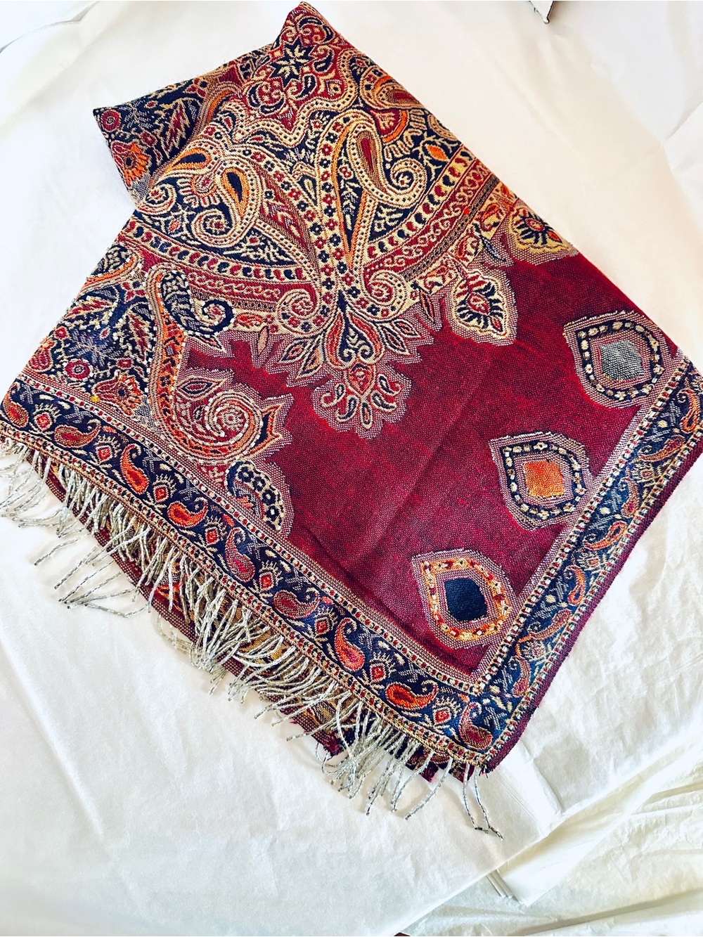 Vtg Bohemian Paisley Wall Tapestry in Deep Burgundy